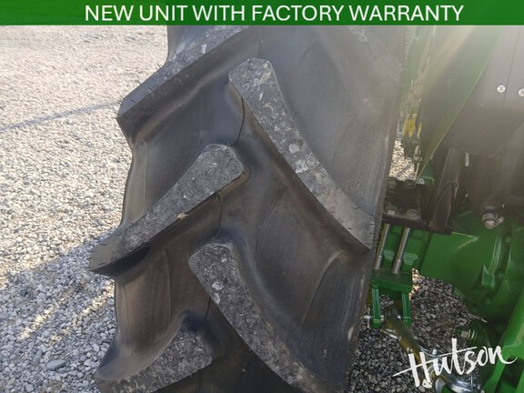 Photo of 2025 John Deere 5060E