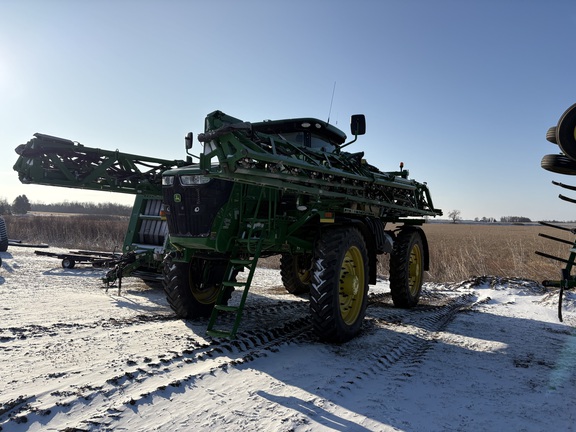  John Deere R4045