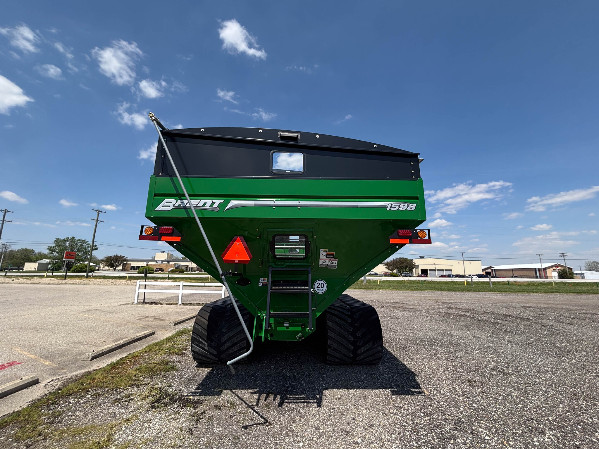 Used 2025 Brent 1598 Grain Carts at Koenig Equipment in Knightstown, IN - PhotoXL2