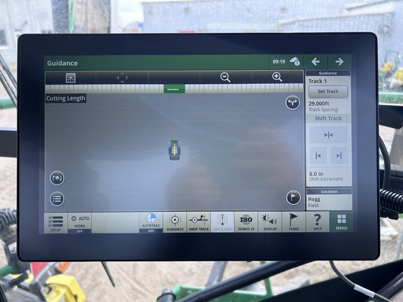 Used 2025 John Deere 9500 Self Propelled Forage Harvesters at Horizon Ag & Turf in Barrhead, AB - Photo11