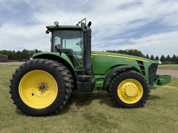 2008 John Deere 8230 - Photo2