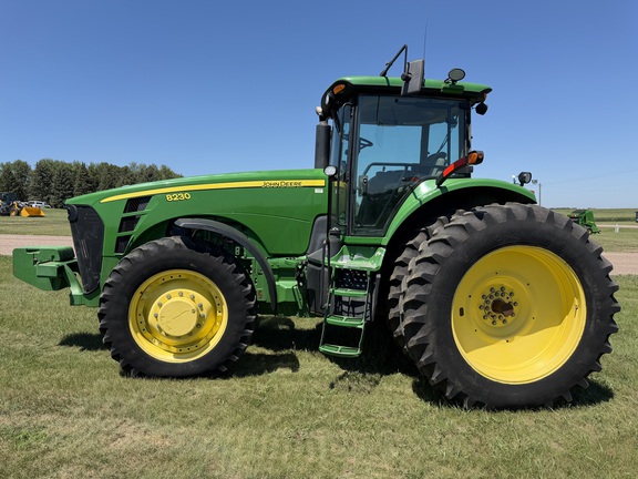 2008 John Deere 8230 - Photo7