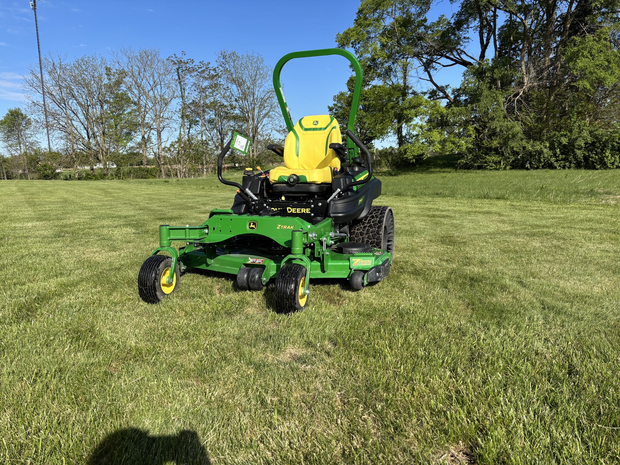 Used 2024 John Deere Z950M Zero Turn Mowers at Koenig Equipment in Knightstown, IN - PhotoXL0