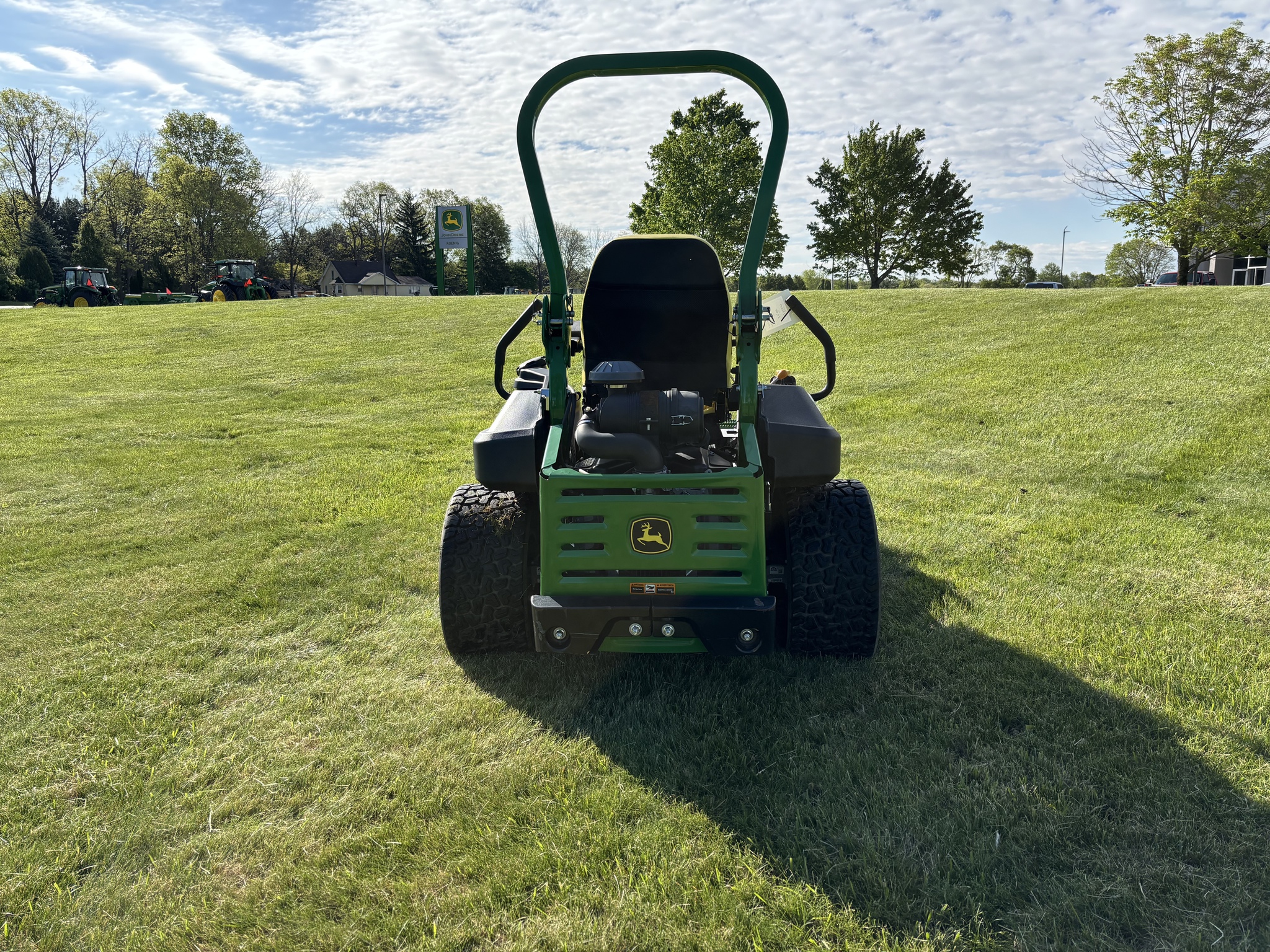 Used 2024 John Deere Z950M Zero Turn Mowers at Koenig Equipment in Knightstown, IN - PhotoXL5