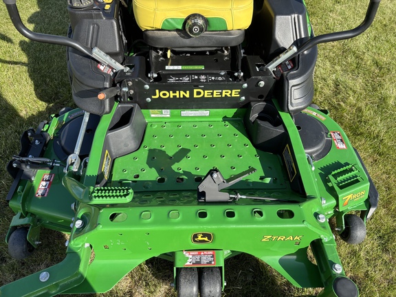 Used 2024 John Deere Z950M Zero Turn Mowers at Koenig Equipment in Knightstown, IN - Photo13