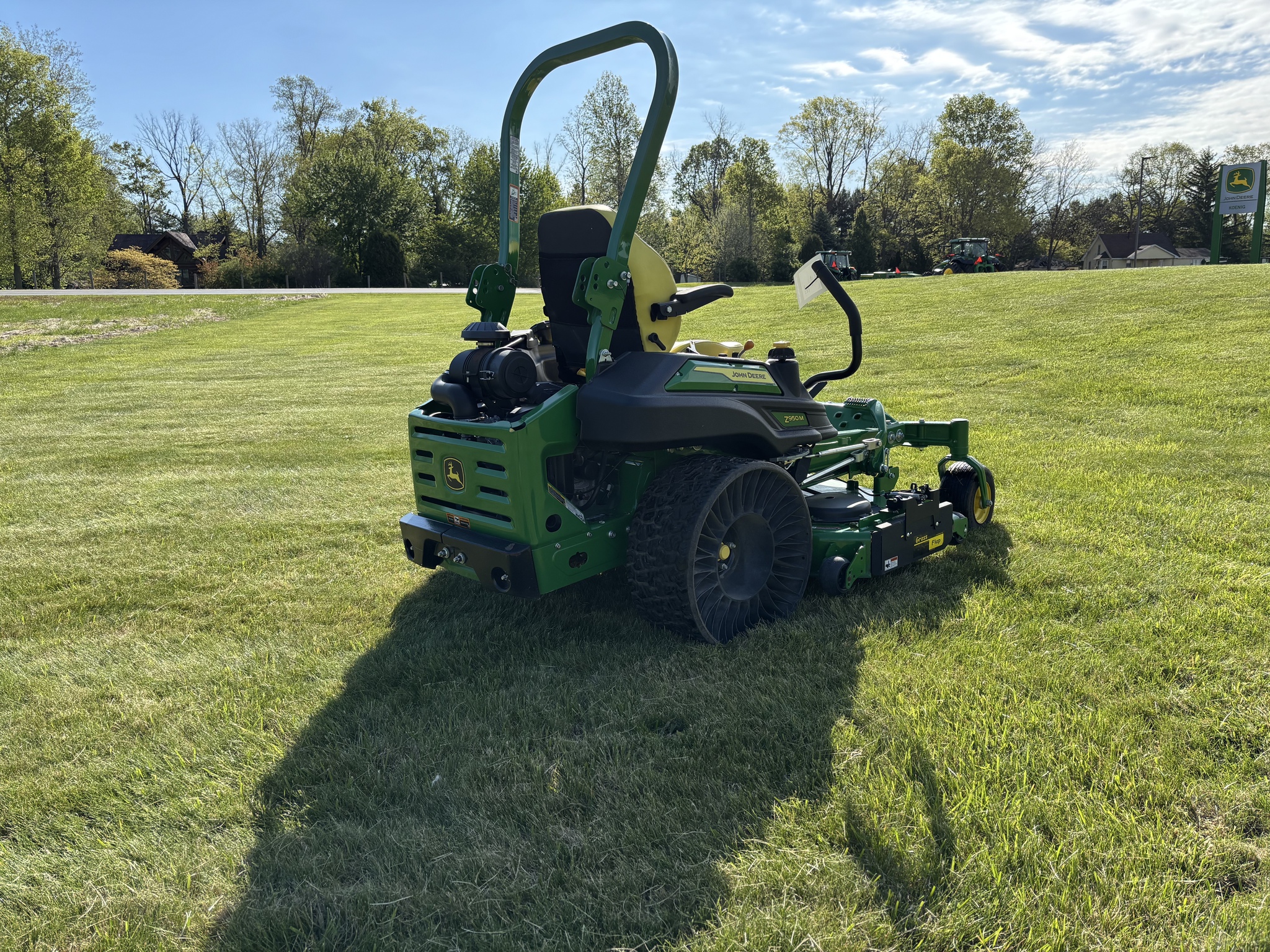 Used 2024 John Deere Z950M Zero Turn Mowers at Koenig Equipment in Knightstown, IN - PhotoXL4