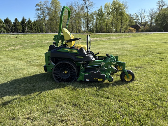 Used 2024 John Deere Z950M Zero Turn Mowers at Koenig Equipment in Knightstown, IN - Photo3