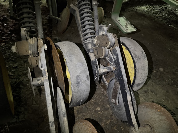 Used 1992 John Deere 750 Box Drills at Koenig Equipment in Anna, OH - Photo5