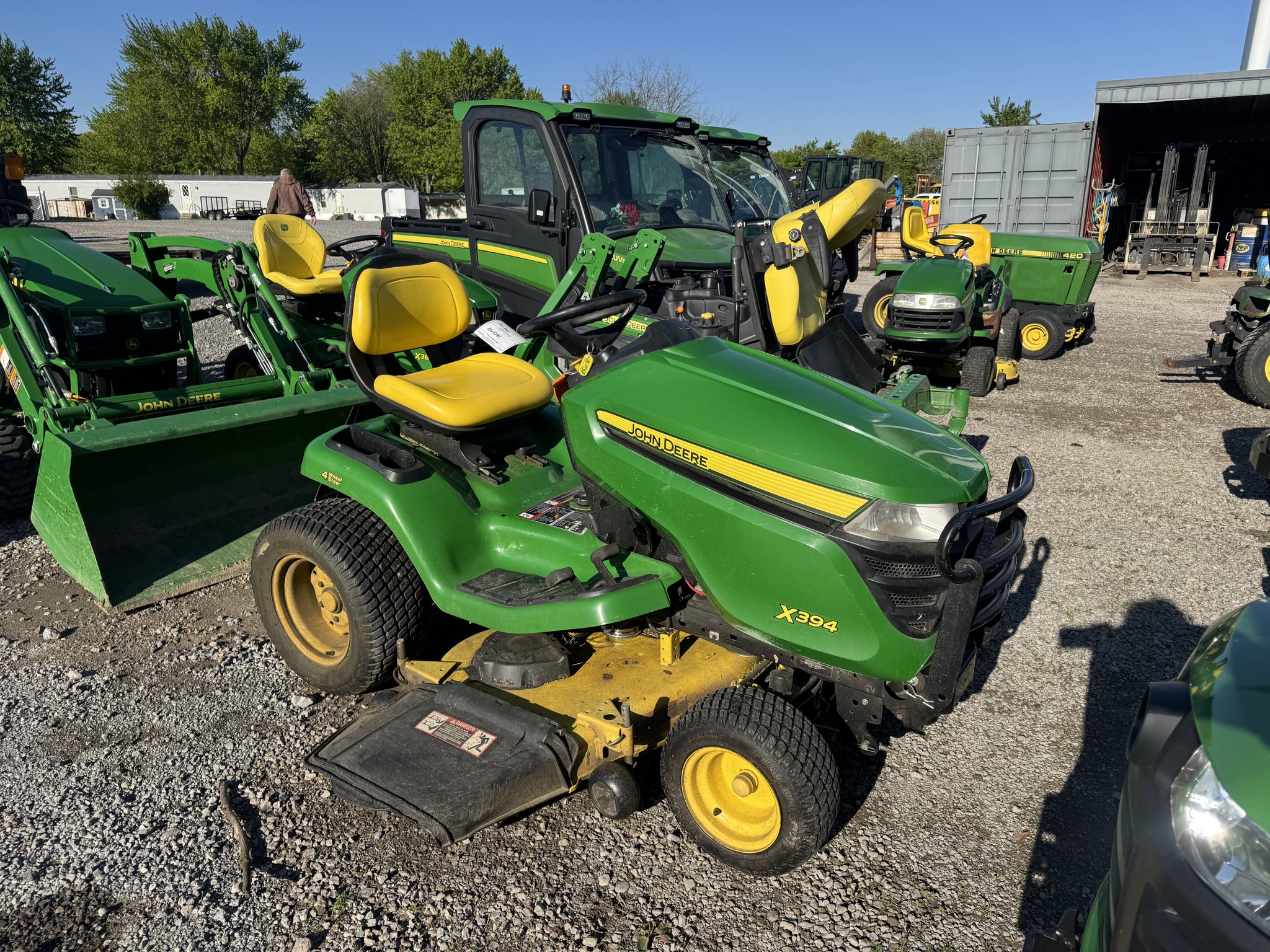 2017 John Deere X394 Image 1