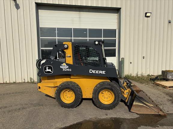 Used 2024 John Deere 324G Skid Steer Loaders at Horizon Ag & Turf in Barrhead, AB - Photo2