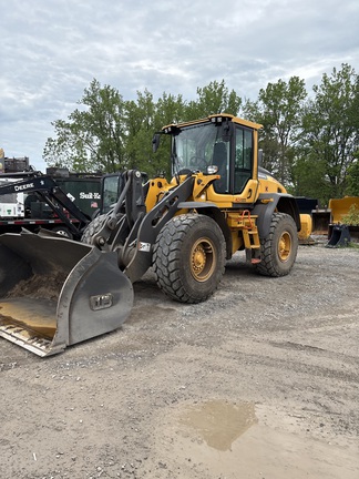 Photo of a 2022 Volvo L70H