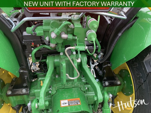 Photo of 2026 John Deere 3039R