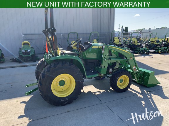 Photo of 2026 John Deere 3039R