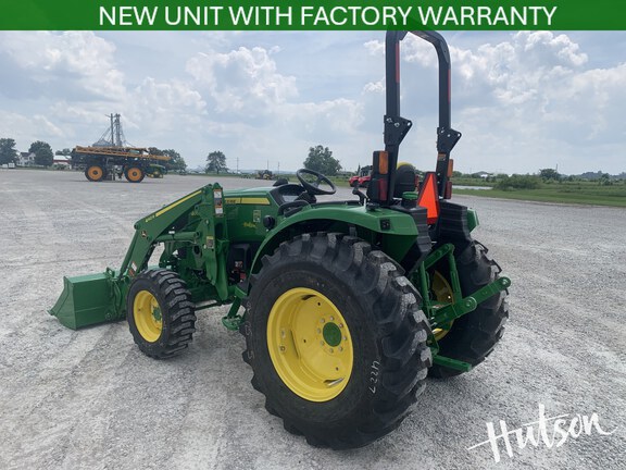 Photo of 2025 John Deere 4052R