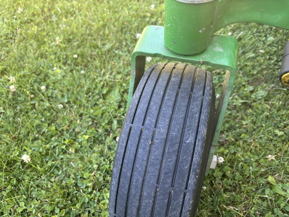 Used 2013 John Deere Z445 Zero Turn Mowers at Koenig Equipment in Urbana, OH - Photo16