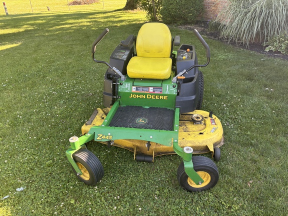 Used 2013 John Deere Z445 Zero Turn Mowers at Koenig Equipment in Urbana, OH - Photo0