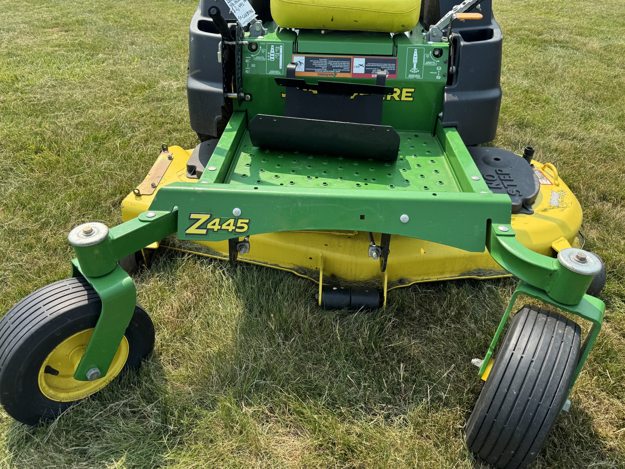 Used 2013 John Deere Z445 Zero Turn Mowers at Koenig Equipment in Urbana, OH - PhotoXL24