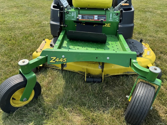 Used 2013 John Deere Z445 Zero Turn Mowers at Koenig Equipment in Urbana, OH - Photo24