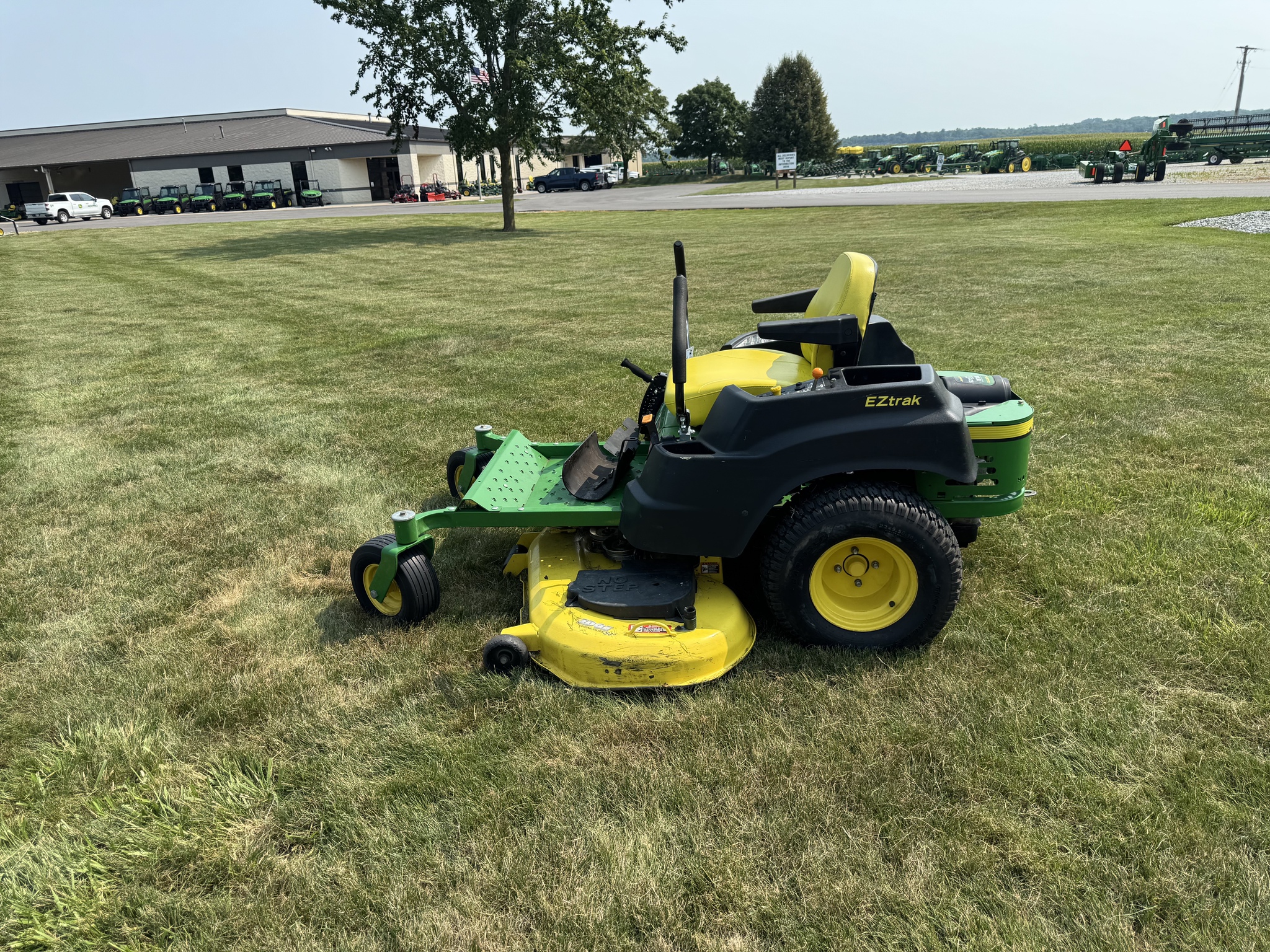 Used 2013 John Deere Z445 Zero Turn Mowers at Koenig Equipment in Urbana, OH - PhotoXL28