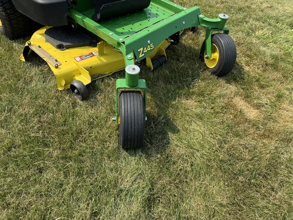 Used 2013 John Deere Z445 Zero Turn Mowers at Koenig Equipment in Urbana, OH - Photo38