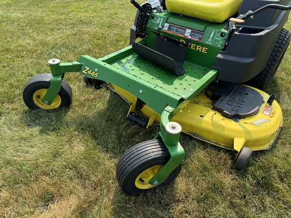 Used 2013 John Deere Z445 Zero Turn Mowers at Koenig Equipment in Urbana, OH - Photo43