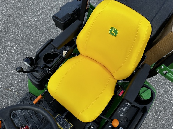 2025 John Deere 1025R-9
