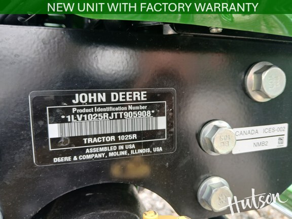 Photo of 2026 John Deere 1025R