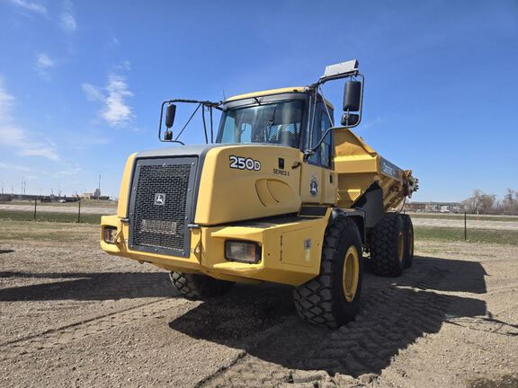 Photo of a 2012 John Deere 250D