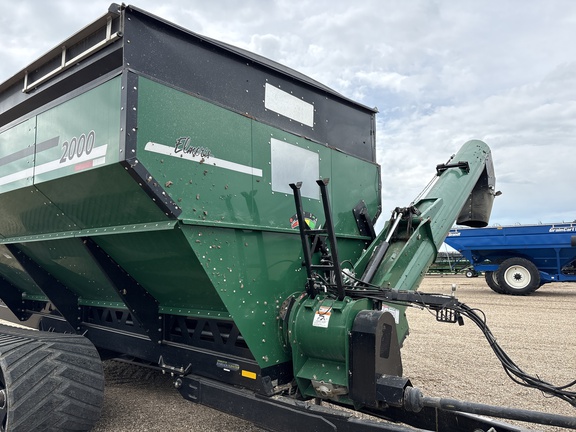 Used 2017 Elmers HAULMASTER 2000 Grain Carts at Horizon Ag & Turf in Lloydminster, AB - Photo4
