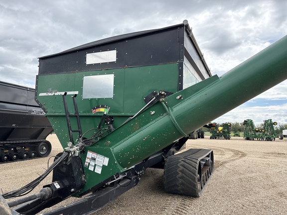 Used 2017 Elmers HAULMASTER 2000 Grain Carts at Horizon Ag & Turf in Lloydminster, AB - Photo2