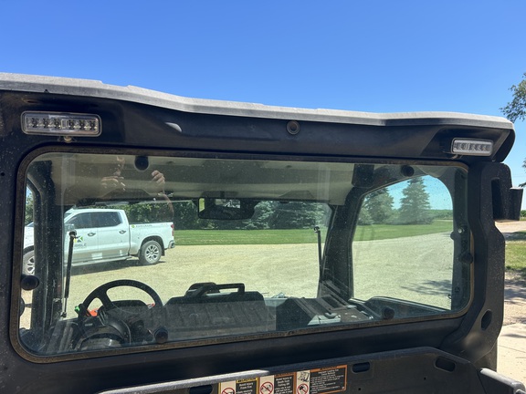 2019 John Deere XUV 835M - Photo11