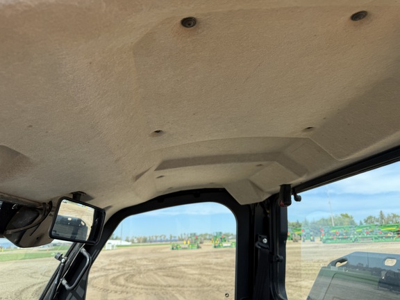2019 John Deere XUV 835M - Photo19