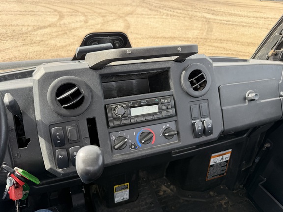 2019 John Deere XUV 835M - Photo23