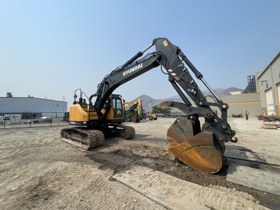 2023 Hyundai HX235