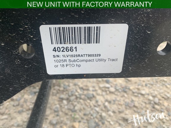 Photo of 2026 John Deere 1025R