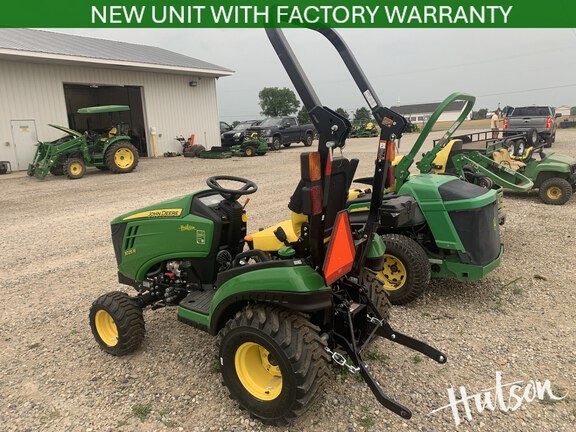 Photo of 2026 John Deere 1025R