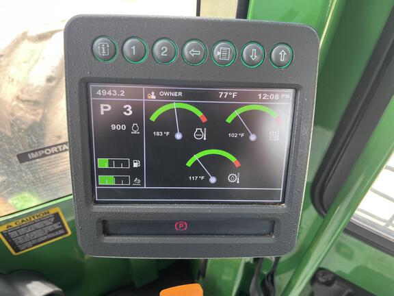 2023 John Deere 748L II