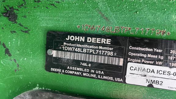 2023 John Deere 748L II