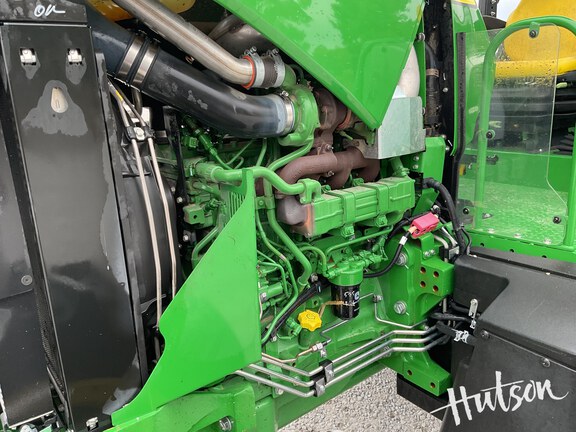 Photo of 2023 John Deere 6105E
