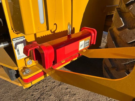 2024 John Deere 444P