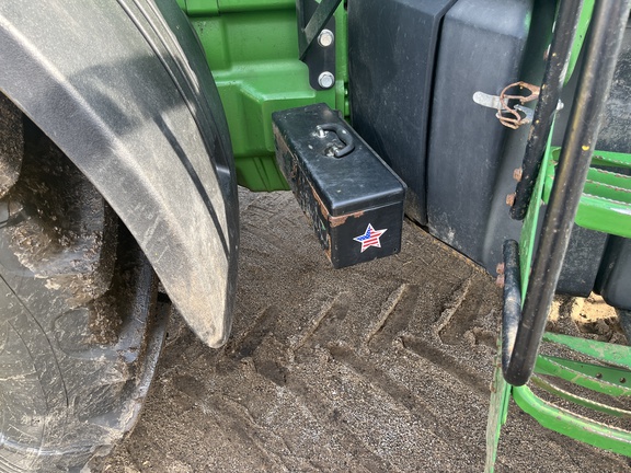 Photo of 2008 John Deere 8530