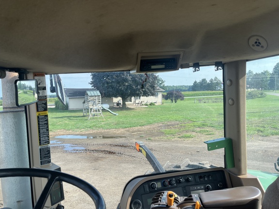 Photo of 2008 John Deere 8530