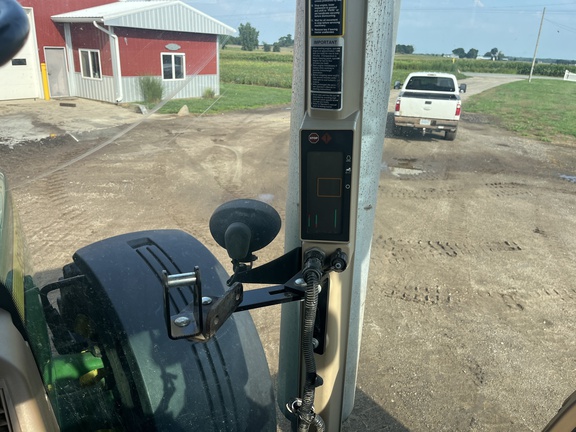 Photo of 2008 John Deere 8530