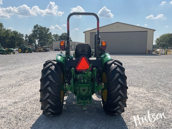Photo of 2024 John Deere 5060E
