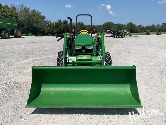 Photo of 2024 John Deere 5060E