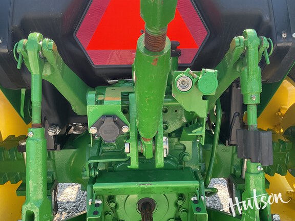 Photo of 2024 John Deere 5060E