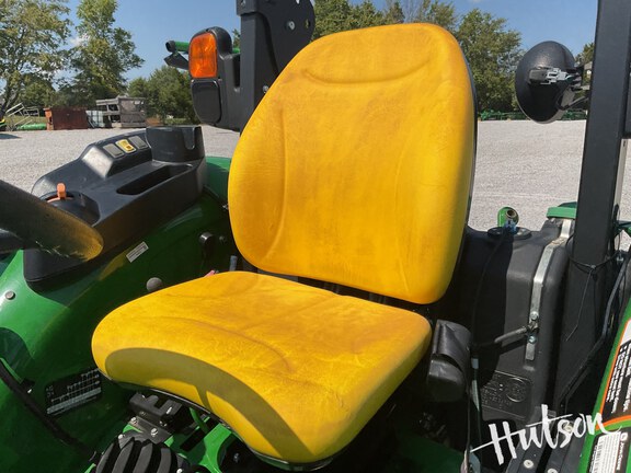 Photo of 2024 John Deere 5060E