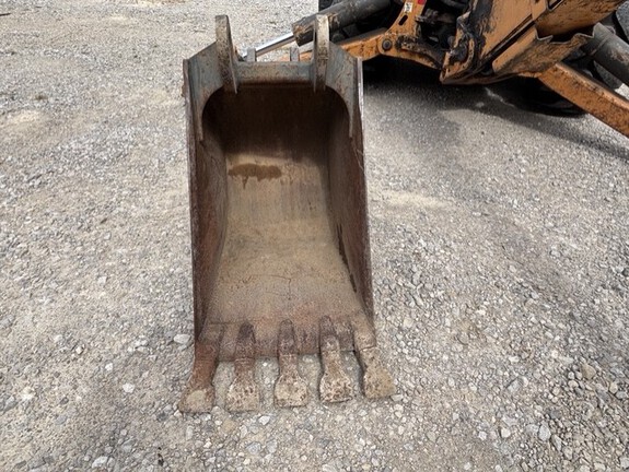 2012 Case 590SN