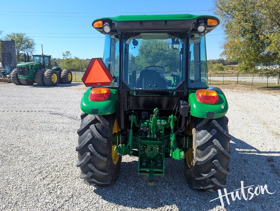 Photo of 2024 John Deere 5075E