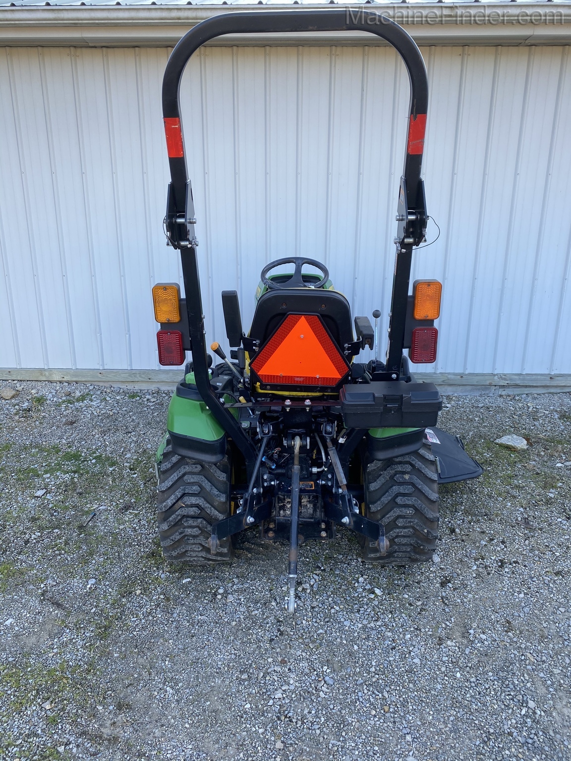 2015 John Deere 1025R Image 5